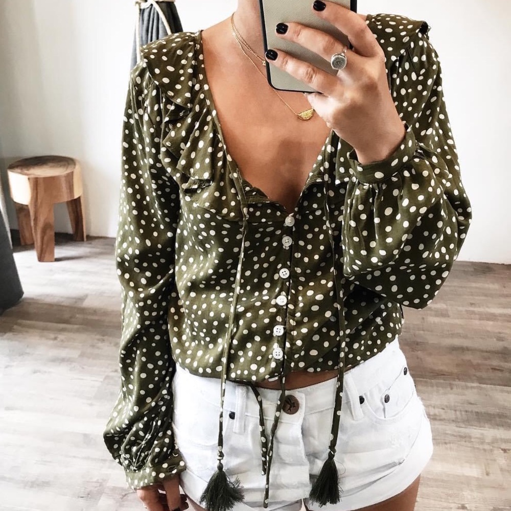 Kivari Capri Spot Blouse